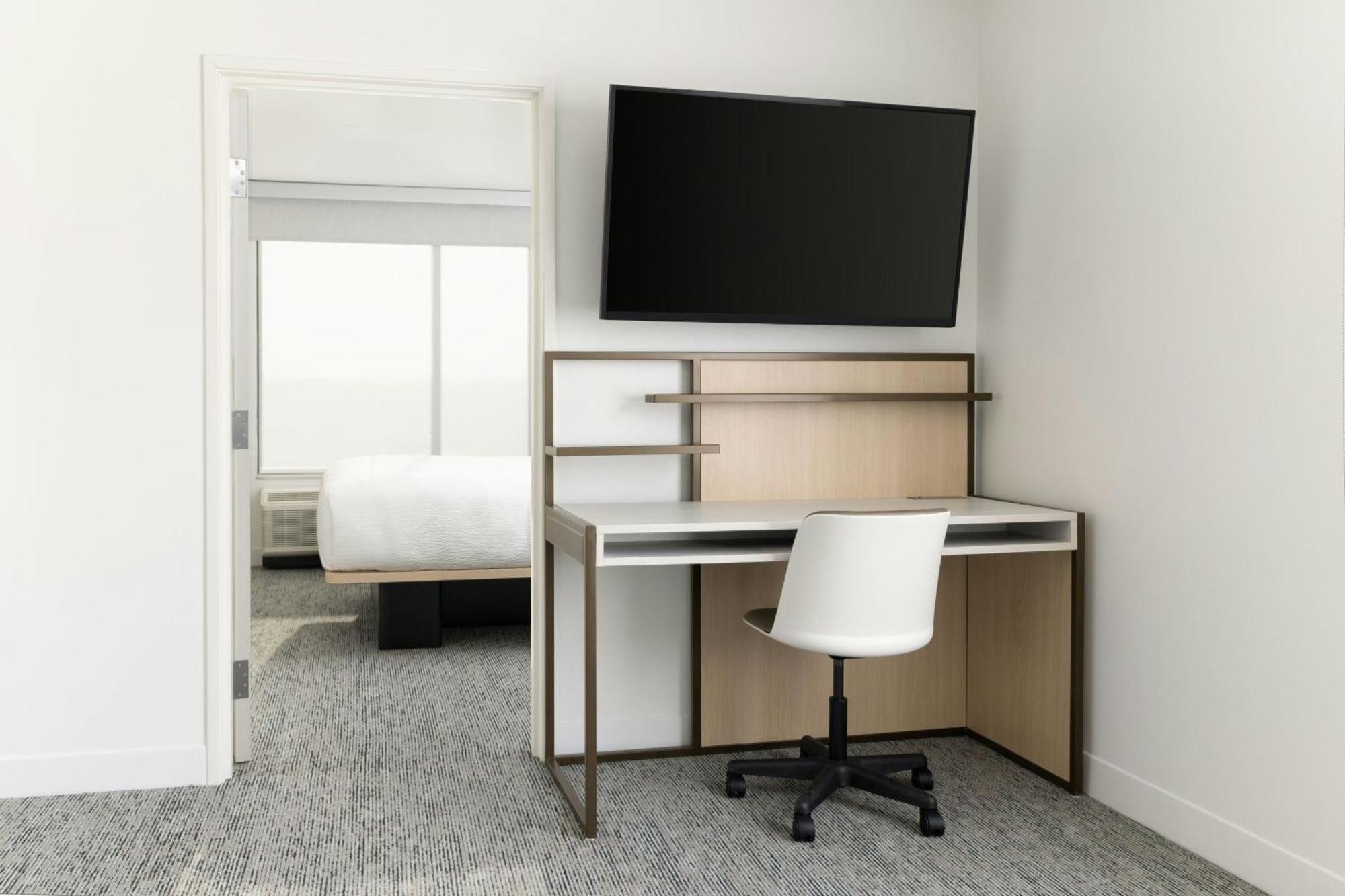 Towneplace Suites By Marriott Monrovia Exteriör bild