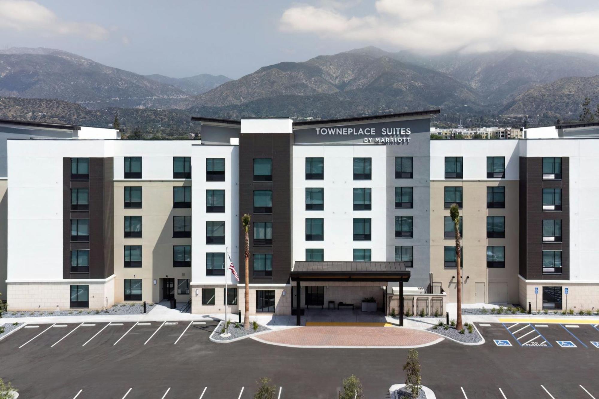 Towneplace Suites By Marriott Monrovia Exteriör bild